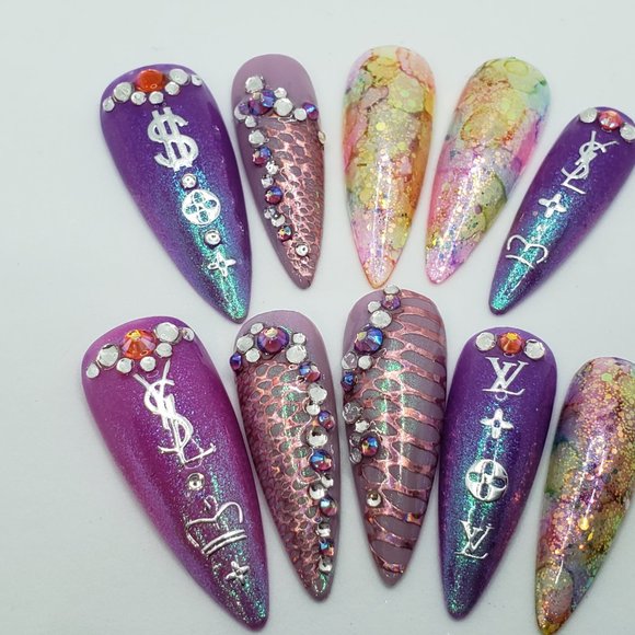 Chameleon Luxury Gel Press on Nails " Purple Chameleon " - Picture 8 of 15